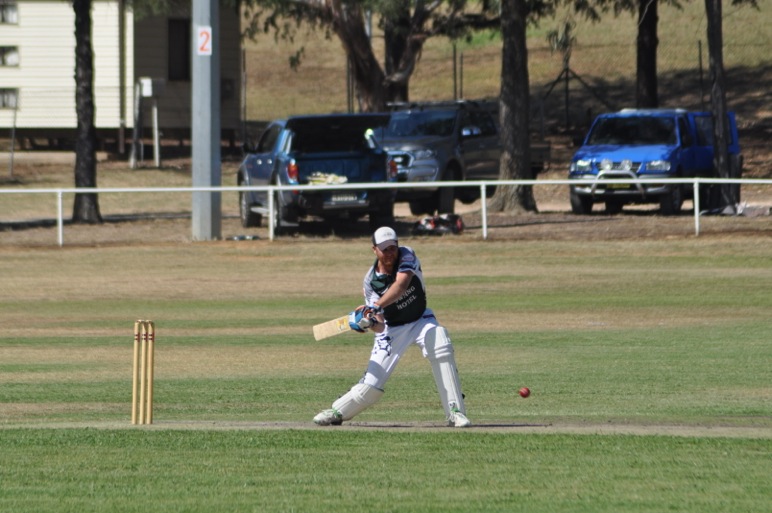 Bowning won their way to the decider following a massive 9 wicket victory over the Royal Pirates.